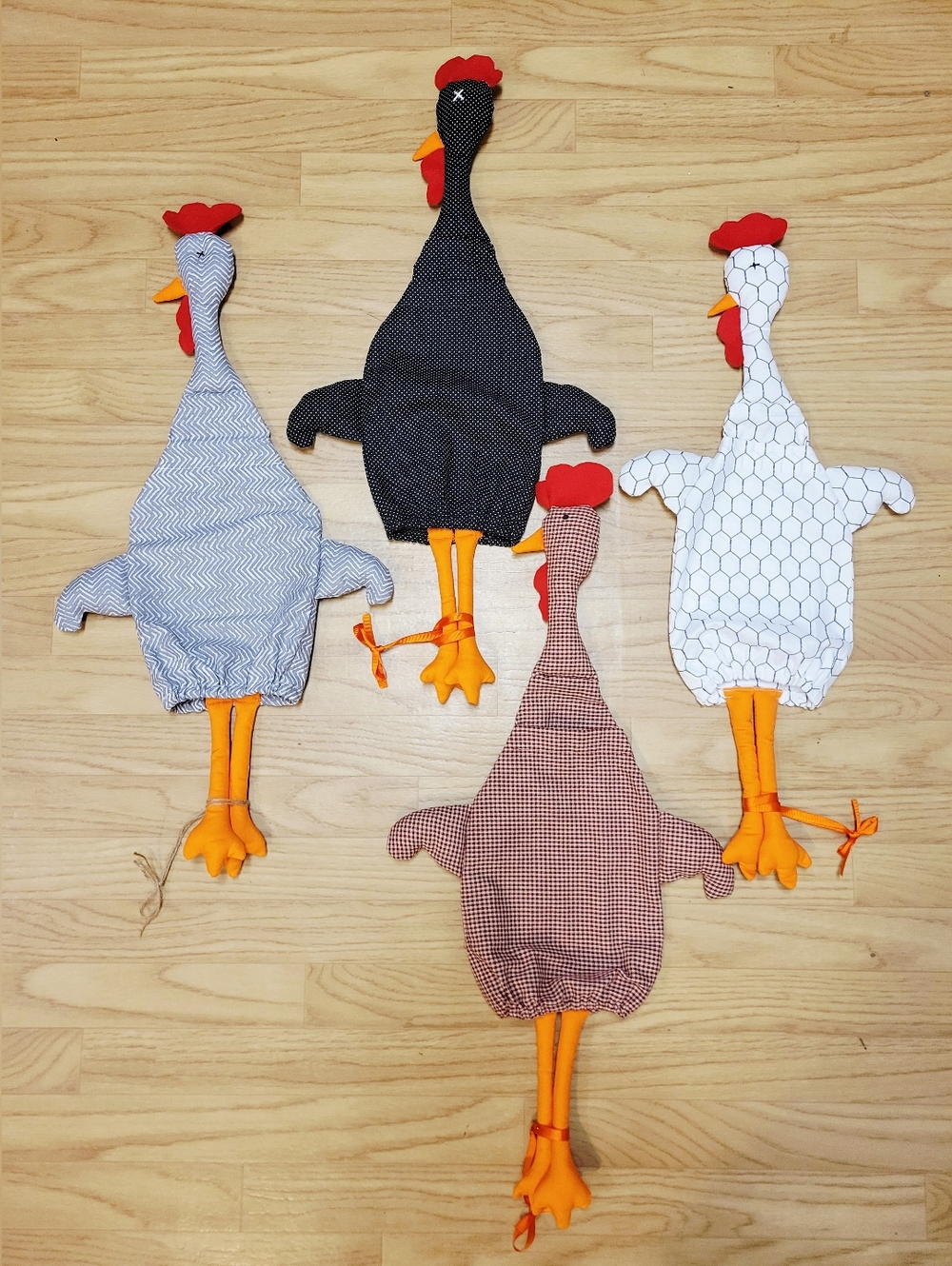 Hanging Chicken Grocery Bag Holder